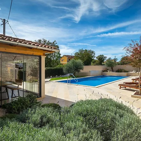 Simeanna Holiday home Kringa